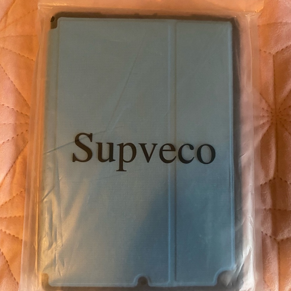 iPad case Brand New (SIP) gen7